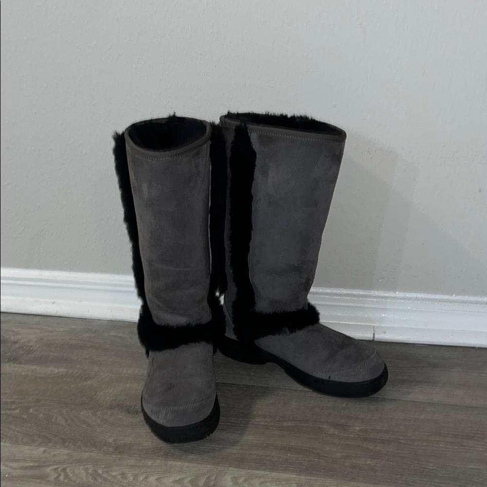 Ugg Sunburst boot